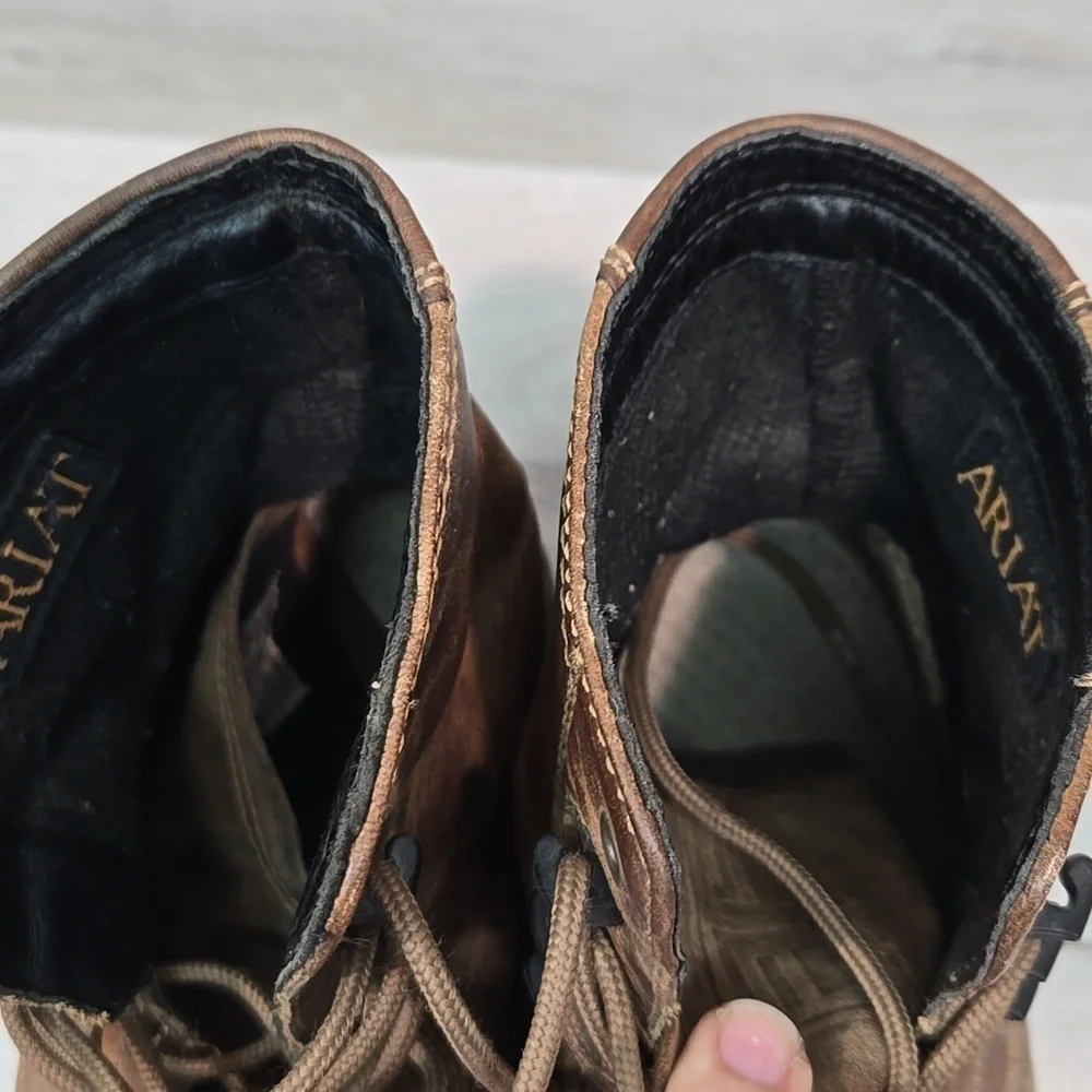Ariat good stylish
